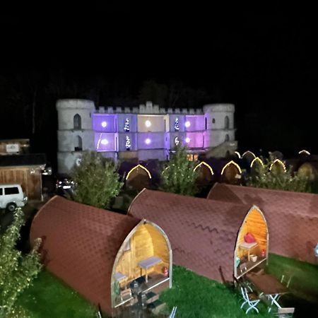 Inn-Side Adventure Cabins Haiming Dış mekan fotoğraf