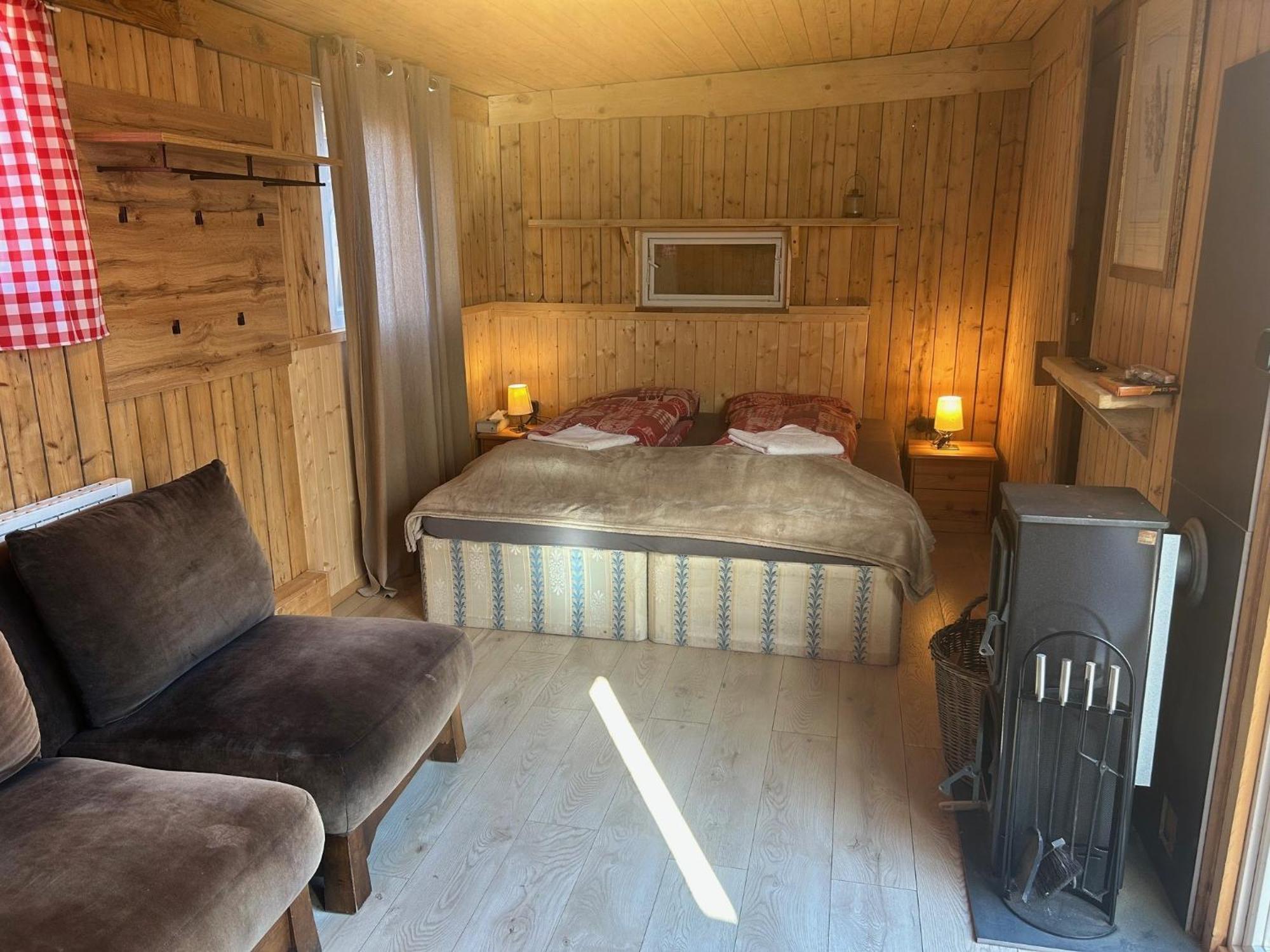 Inn-Side Adventure Cabins Haiming Dış mekan fotoğraf